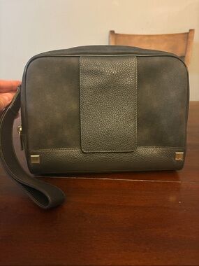Dunhill large Leather Toiletry Wristlet Bag - Brown/ Black gold tone hardware